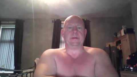 Snapshot of col4nows chatting on November 27, 10:28 am col4nows online show from November 27, 10:28 am