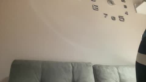 colambus83 online show from February 14, 7:54 pm