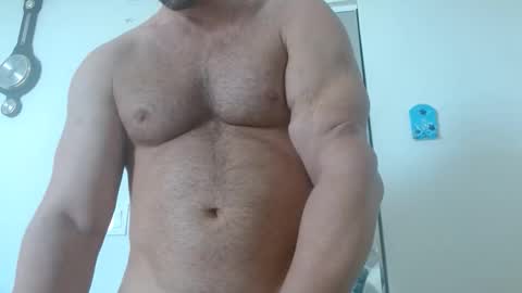 Snapshot of colbymoney chatting on October 22, 1:33 pm Colby big dick money online show from October 22, 1:33 pm