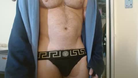 Snapshot of colbymoney chatting on November 3, 12:17 pm Colby big dick money online show from November 3, 12:17 pm