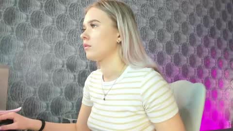 Alice online show from April 24, 8:50 am