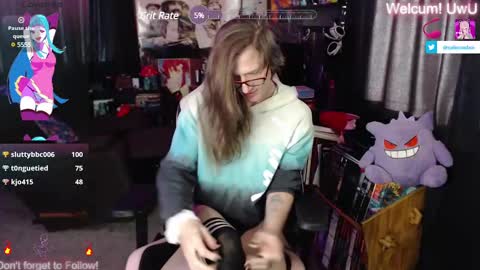 Snapshot of colecowboi chatting on January 3, 4:16 pm Cole online show from January 3, 4:16 pm