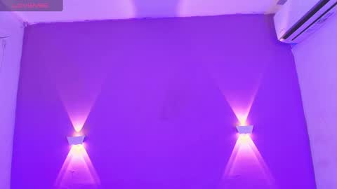         online show from October 10, 12:26 pm