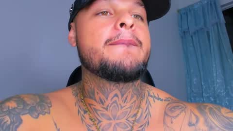 colin_fox1 online show from March 30, 5:41 am