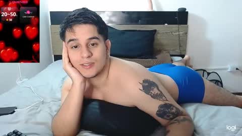Snapshot of colin_lewisss chatting on February 20, 4:39 am colin_lewisss online show from February 20, 4:39 am