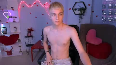 colin online show from June 19, 10:35 pm