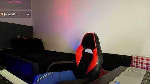 IG  online show from March 7, 12:07 am