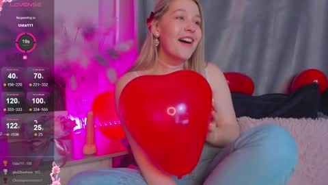 Snapshot of colleen_blake chatting on February 13, 9:38 pm Collen Mon Tue Wed Thu Fri GMT 3 0300am - 0900am online show from February 13, 9:38 pm