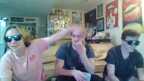 Snapshot of college_packing_8 chatting on October 5, 11:35 pm college_packing_8 online show from October 5, 11:35 pm