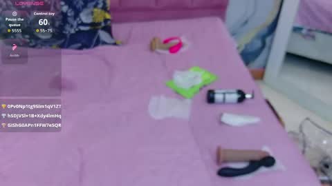  MEGAN  online show from May 4, 12:39 am