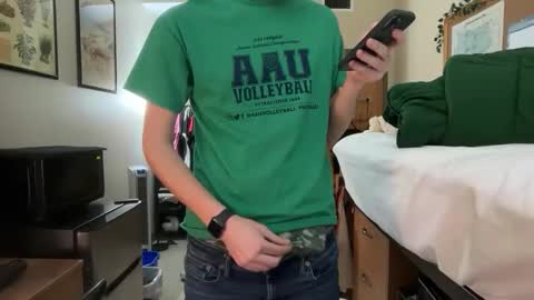 Snapshot of collegetwinky6769 chatting on February 9, 8:57 pm collegetwinky6769 online show from February 9, 8:57 pm