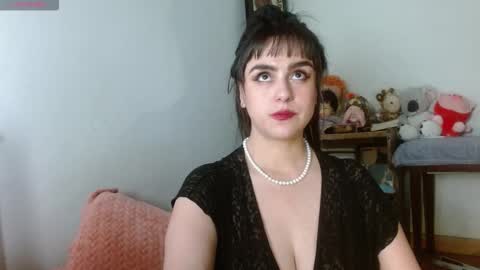 Collette online show from December 5, 7:06 am