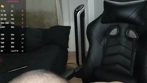 colombianmuscle8 online show from December 29, 1:45 am