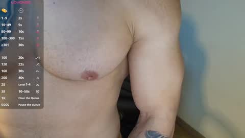 colombianmuscle8 online show from October 11, 11:14 pm