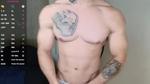 colombianmuscle8 online show from February 17, 3:19 pm
