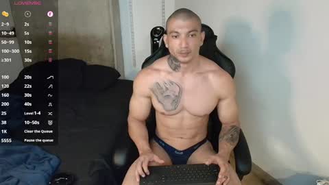 colombianmuscle8 online show from May 12, 4:15 pm