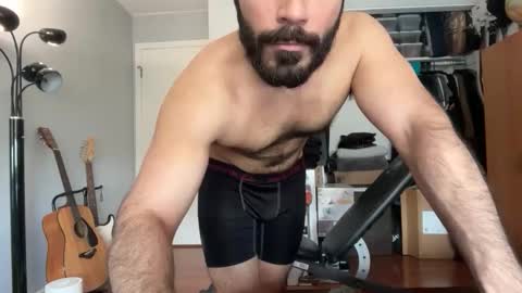colombianstud94 online show from April 23, 12:40 pm