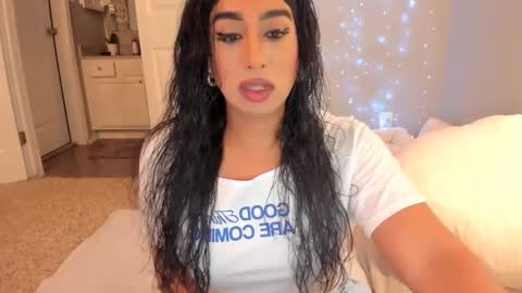 Snapshot of colombiantexas chatting on March 10, 3:11 am ........ Instagram Lorysexys online show from March 10, 3:11 am