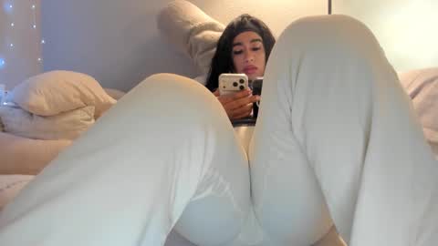 Snapshot of colombiantexas chatting on March 12, 7:03 am ........ Instagram Lorysexys online show from March 12, 7:03 am