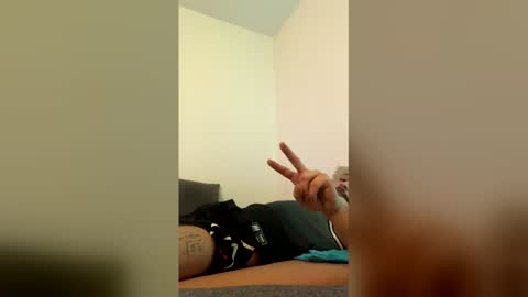 Snapshot of colossalmike chatting on February 12, 9:10 pm colossalmike online show from February 12, 9:10 pm