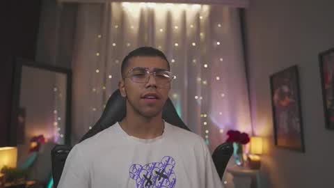 colstorw_ online show from February 24, 10:02 am