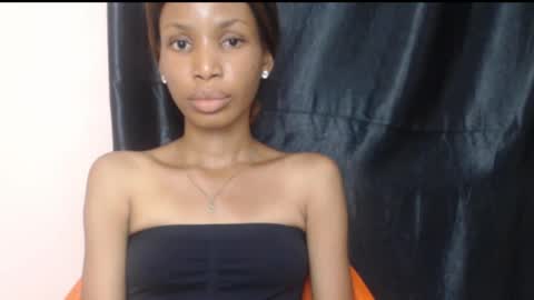 Snapshot of coltish_sexy chatting on January 5, 2:19 pm coltish_sexy online show from January 5, 2:19 pm