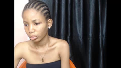 Snapshot of coltish_sexy chatting on January 19, 11:34 am coltish_sexy online show from January 19, 11:34 am
