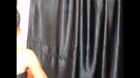 Snapshot of coltish_sexy chatting on January 20, 10:40 am coltish_sexy online show from January 20, 10:40 am