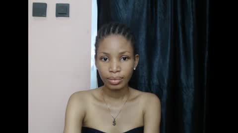 Snapshot of coltish_sexy chatting on January 25, 8:21 am coltish_sexy online show from January 25, 8:21 am