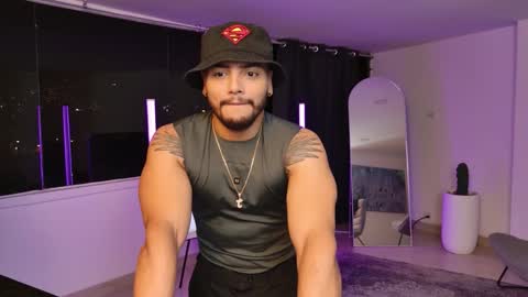 Jhoan online show from November 11, 4:34 am