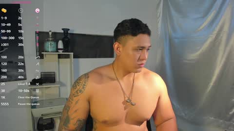 coltonmassif_ online show from December 12, 6:57 am