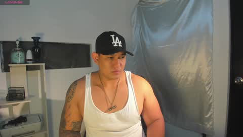 coltonmassif_ online show from December 20, 7:22 am