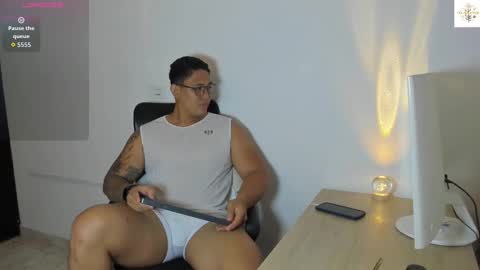 coltonmassif_ online show from October 11, 1:16 am