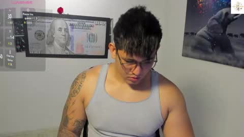 coltonmassif_ online show from November 15, 1:03 am