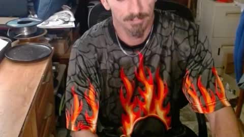 Snapshot of comic_king27 chatting on February 19, 8:20 pm Nelson or ComicKing and sometime Peachy143 online show from February 19, 8:20 pm