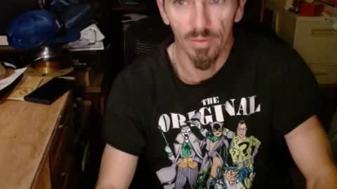 Snapshot of comic_king27 chatting on February 22, 9:34 am Nelson or ComicKing and sometime Peachy143 online show from February 22, 9:34 am