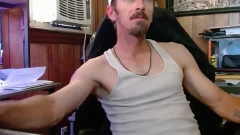Nelson or ComicKing and sometime Peachy143 online show from May 31, 10:11 pm
