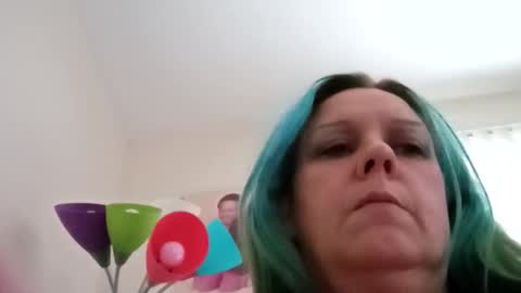 conchettap online show from October 25, 8:03 pm