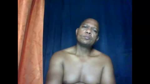 Snapshot of condor087510 chatting on January 8, 5:21 am Miguel online show from January 8, 5:21 am