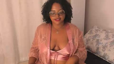 conielaurenth online show from November 14, 6:56 am