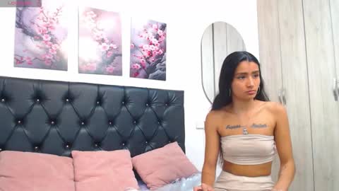 conni_f00x online show from March 30, 7:15 pm