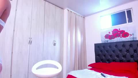 conni_f00x online show from June 20, 7:27 pm