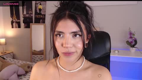Connie online show from December 1, 9:48 pm