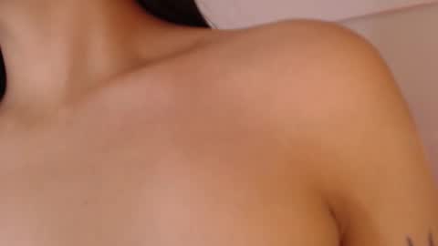 Connie online show from December 19, 10:32 pm