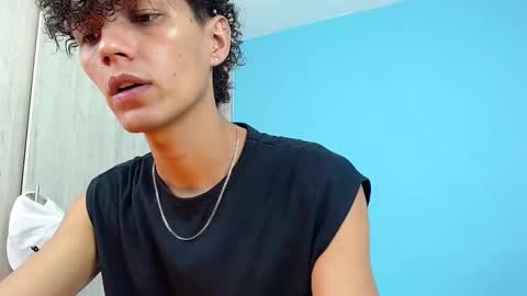 Connor online show from December 19, 11:45 pm