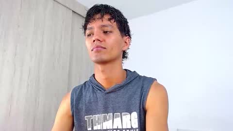 Snapshot of connor_garrett chatting on February 17, 8:37 pm Connor online show from February 17, 8:37 pm