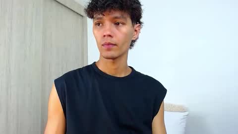 Snapshot of connor_garrett chatting on February 18, 9:55 pm Connor online show from February 18, 9:55 pm