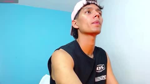 Snapshot of connor_garrett chatting on March 19, 6:17 am Connor online show from March 19, 6:17 am