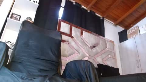 conny_bens online show from October 8, 7:00 pm