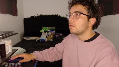 Snapshot of conor_taylor_ chatting on April 16, 2:18 pm conor_taylor_ online show from April 16, 2:18 pm